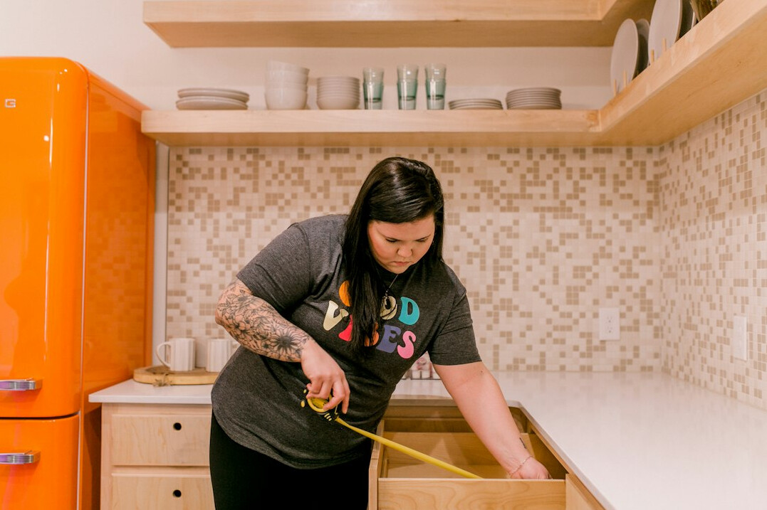 organized kitchen shelves